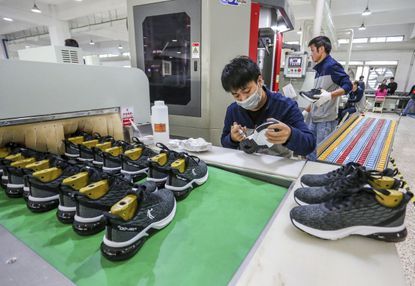 生产线与质量相同,却输给国外品牌,国产运动鞋哪里做错了